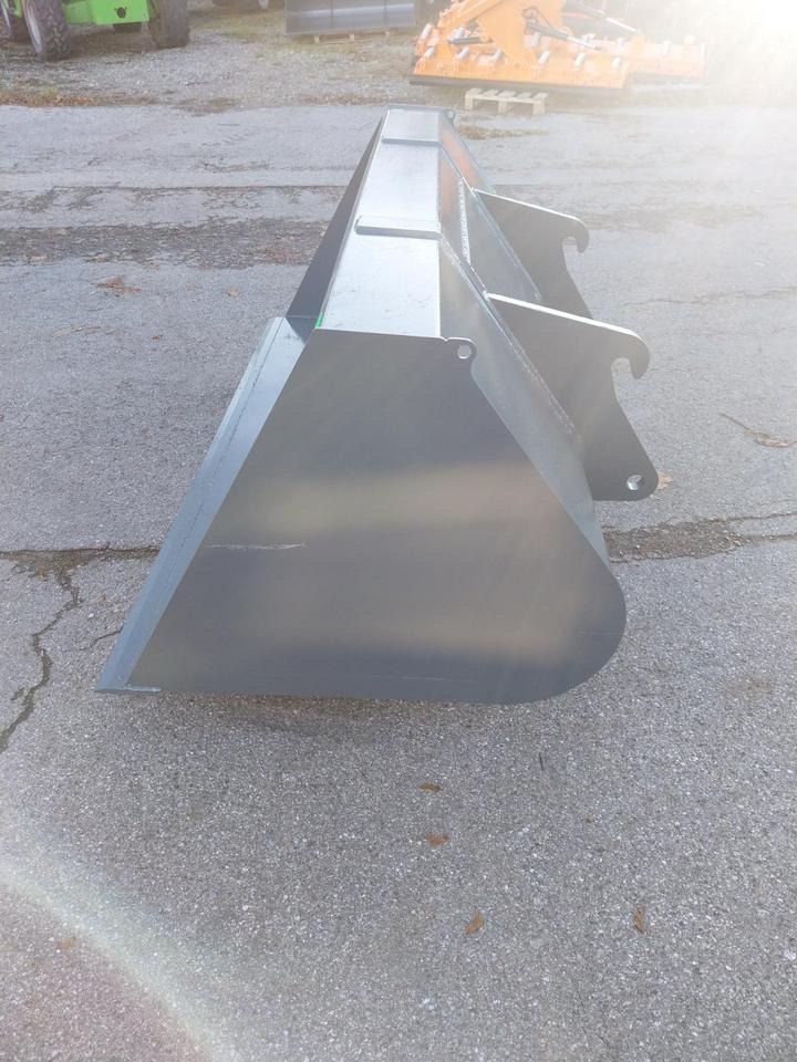 Schaufel 2m Radlader Volvo L 30 Cat Komatsu Liebherr Ahlmann - Корпа за натоварувач: слика 5 Schaufel 2m Radlader Volvo L 30 Cat Komatsu Liebherr Ahlmann - Корпа за натоварувач: слика 5