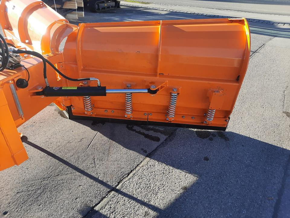 Schneeschild Vario 3,3m schwer Liebherr Kramer Schlepper Radlader - Плуг за чистење снег: слика 2 Schneeschild Vario 3,3m schwer Liebherr Kramer Schlepper Radlader - Плуг за чистење снег: слика 2