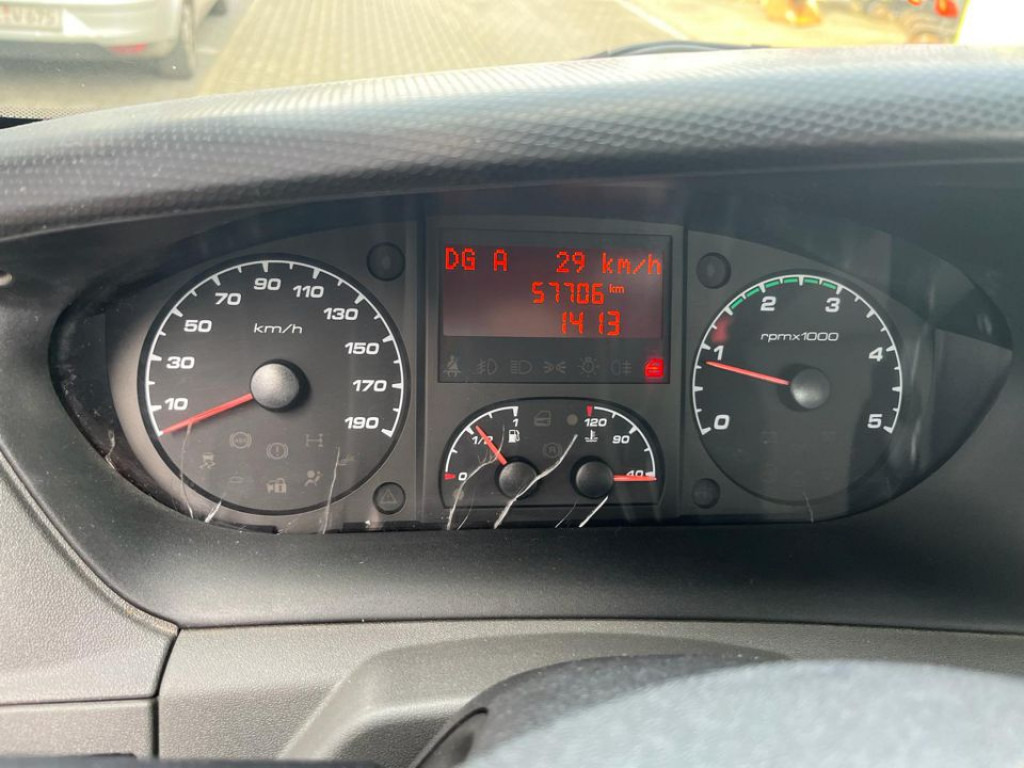 Комбе со отворен сандак IVECO(I) Daily 29L13 Pritsche: слика 6 Комбе со отворен сандак IVECO(I) Daily 29L13 Pritsche: слика 6