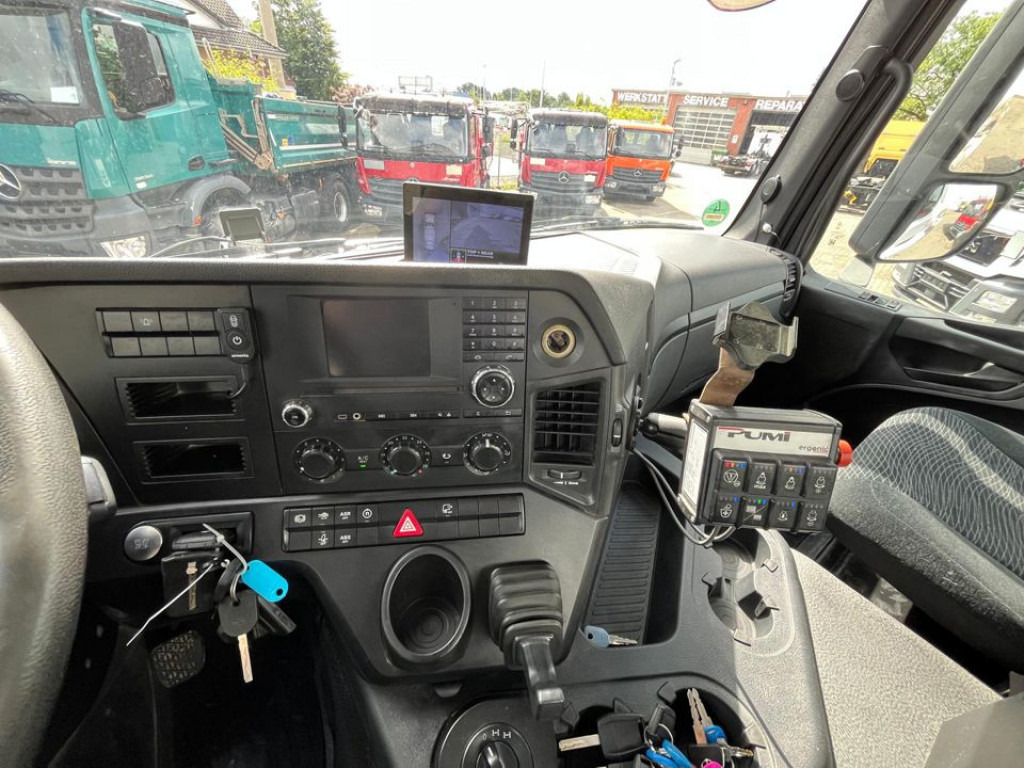 Камион MERCEDES-BENZ Arocs 3240 B 8x4 Betonmischer Deutsch Top AP Achsen: слика 14 Камион MERCEDES-BENZ Arocs 3240 B 8x4 Betonmischer Deutsch Top AP Achsen: слика 14