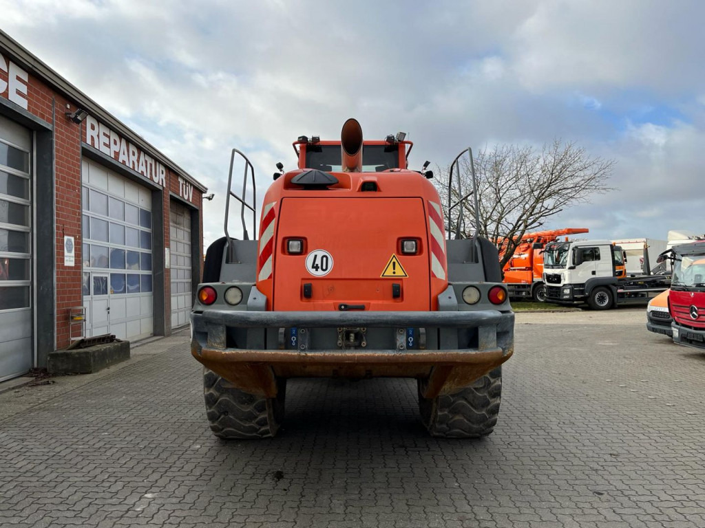 LIEBHERR LIEBHERR Radlader Radlader L 566 - Натоварувач на тркала: слика 4 LIEBHERR LIEBHERR Radlader Radlader L 566 - Натоварувач на тркала: слика 4