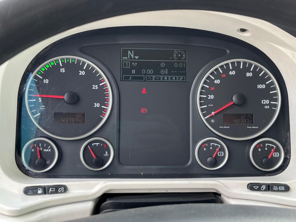 Камион со платформа, Камион со кран MAN MAN TG-X Pritsche Heckkran 26.440 6x4 Hiab XS 166: слика 6