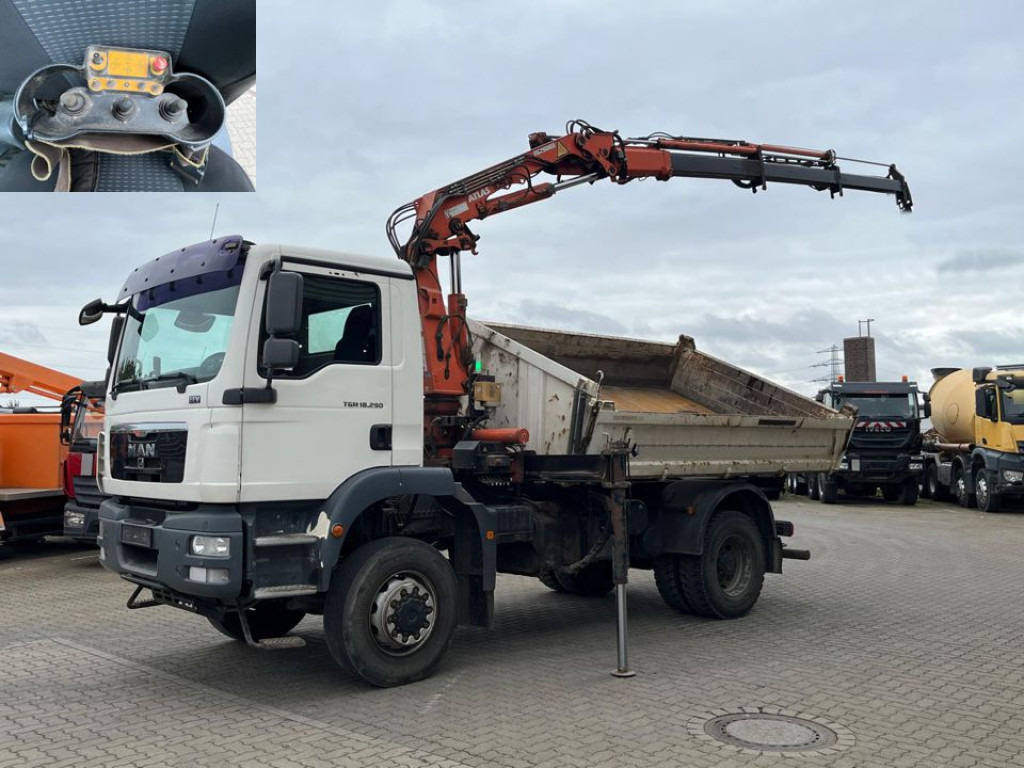 MAN TG-M 18.290 4x4 BB 2-Achs Allradkipper Kran Atlas 105+Funk - Кипер, Камион со кран: слика 1 MAN TG-M 18.290 4x4 BB 2-Achs Allradkipper Kran Atlas 105+Funk - Кипер, Камион со кран: слика 1