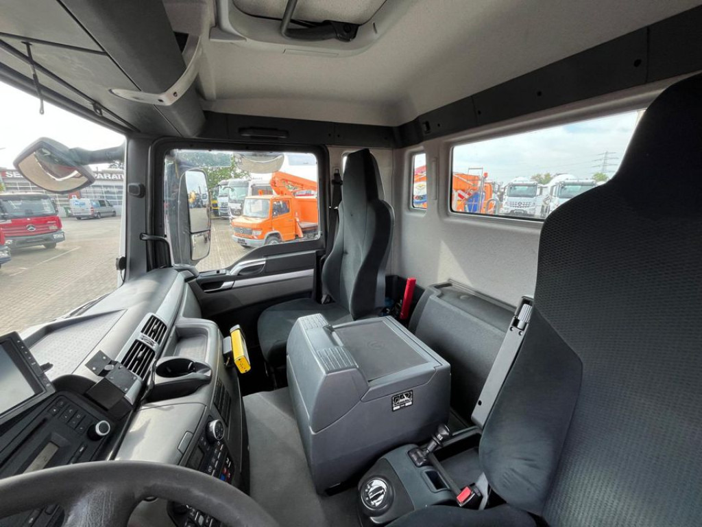 MAN TG-S 26.400 6x2 BL Absetzkipper Meiller Funk - Камион за подигање контејнери: слика 2 MAN TG-S 26.400 6x2 BL Absetzkipper Meiller Funk - Камион за подигање контејнери: слика 2