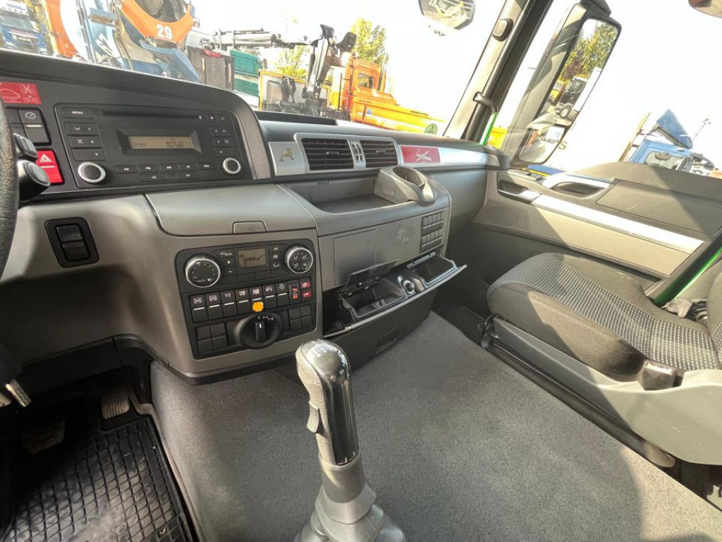 MAN TG-S 26.400 6x4H-2 BL Abrollkipper mit Kran Lift Lenk - Камион со кука за подигање, Камион со кран: слика 3 MAN TG-S 26.400 6x4H-2 BL Abrollkipper mit Kran Lift Lenk - Камион со кука за подигање, Камион со кран: слика 3