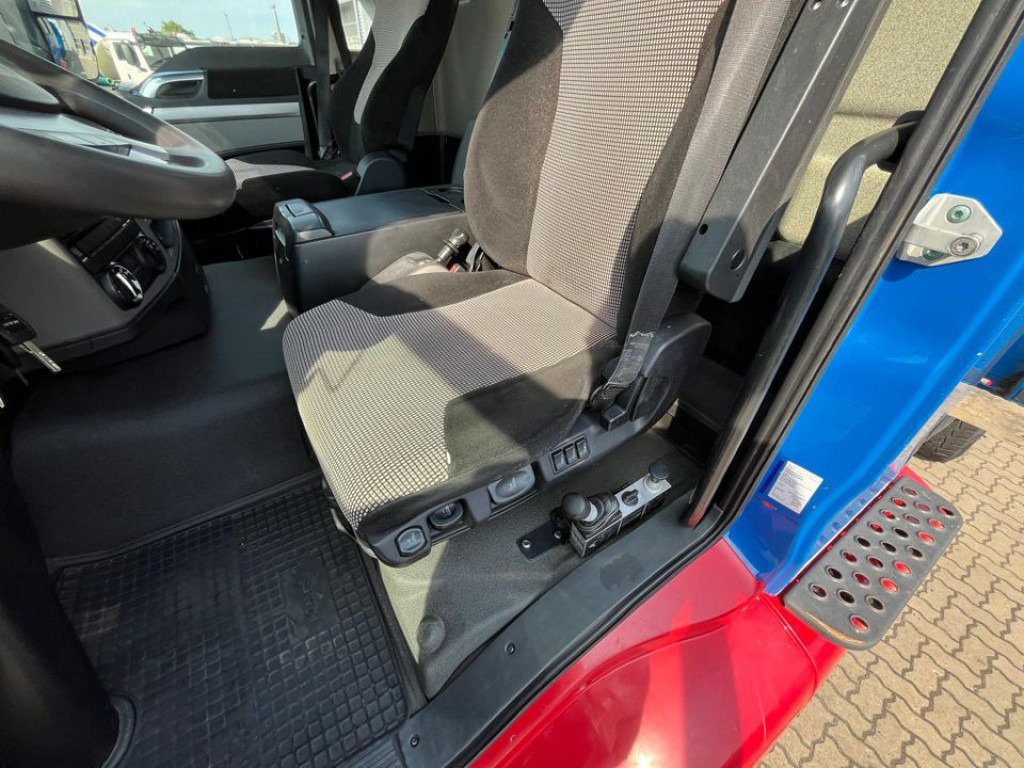 MAN TG-S 26.500 6x6 BB 3-Achs Allradkipper Bordmatik - Кипер: слика 5 MAN TG-S 26.500 6x6 BB 3-Achs Allradkipper Bordmatik - Кипер: слика 5