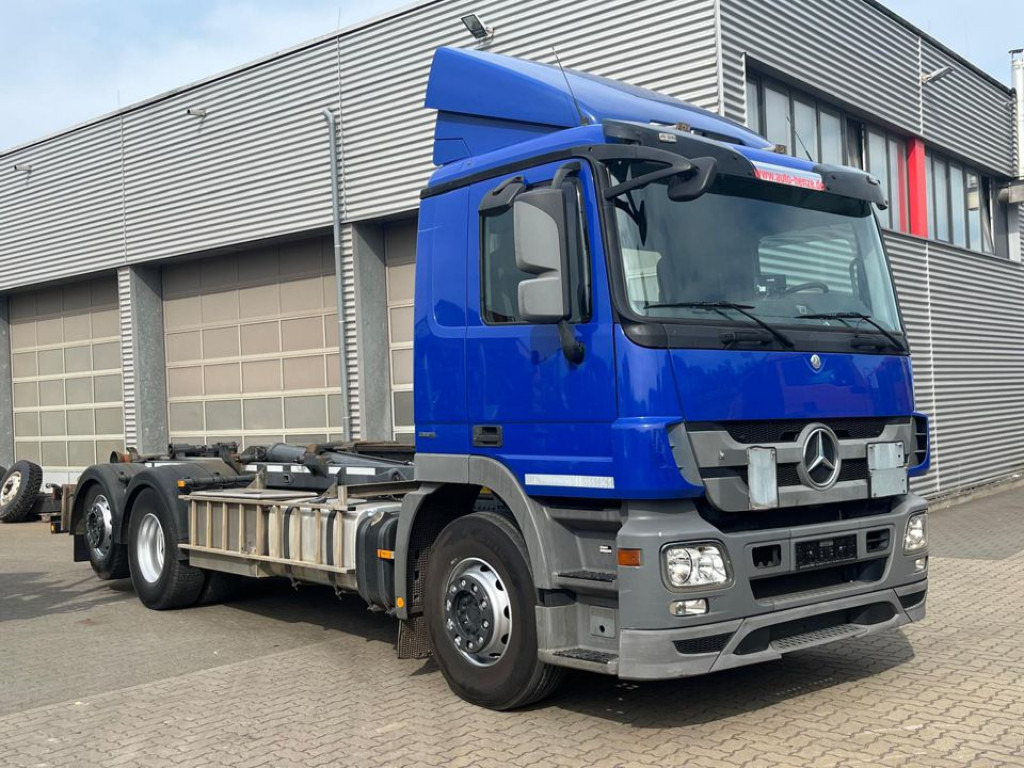 Лизинг на MERCEDES-BENZ Actros 2541 L6x2 Abrollkipper Meiller Schub Knick MERCEDES-BENZ Actros 2541 L6x2 Abrollkipper Meiller Schub Knick: слика 6
