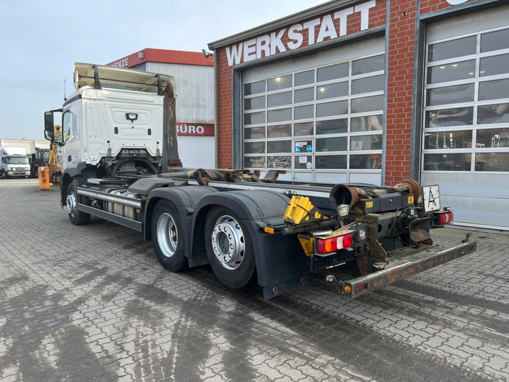 MERCEDES-BENZ Actros neu 2543 L 6x2 Abrollkipper Meiller Funk - Камион со кука за подигање: слика 3 MERCEDES-BENZ Actros neu 2543 L 6x2 Abrollkipper Meiller Funk - Камион со кука за подигање: слика 3