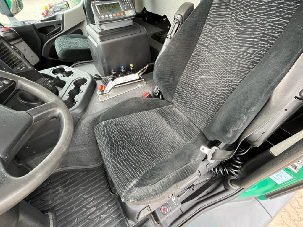 MERCEDES-BENZ Antos 2540 L 6x2 Absetzkipper Vorlauf Lenk - Камион за подигање контејнери: слика 2 MERCEDES-BENZ Antos 2540 L 6x2 Absetzkipper Vorlauf Lenk - Камион за подигање контејнери: слика 2