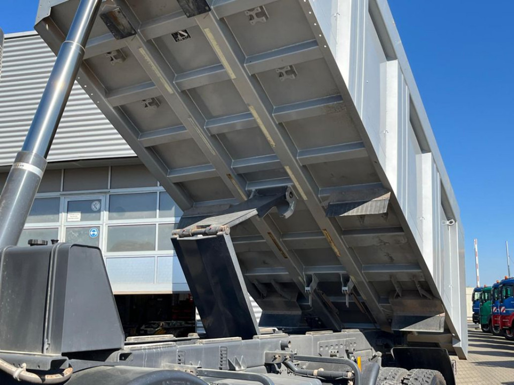 MERCEDES-BENZ Arocs 4153 8x6 4 Achs Muldenkipper Meiller - Кипер: слика 2 MERCEDES-BENZ Arocs 4153 8x6 4 Achs Muldenkipper Meiller - Кипер: слика 2