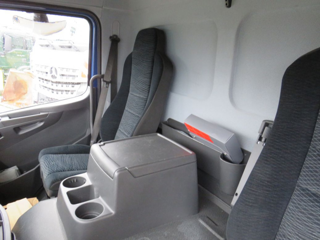 MERCEDES-BENZ Atego 1224 L Pritsche LBW LBW 1.5to - Камион со церада: слика 3 MERCEDES-BENZ Atego 1224 L Pritsche LBW LBW 1.5to - Камион со церада: слика 3