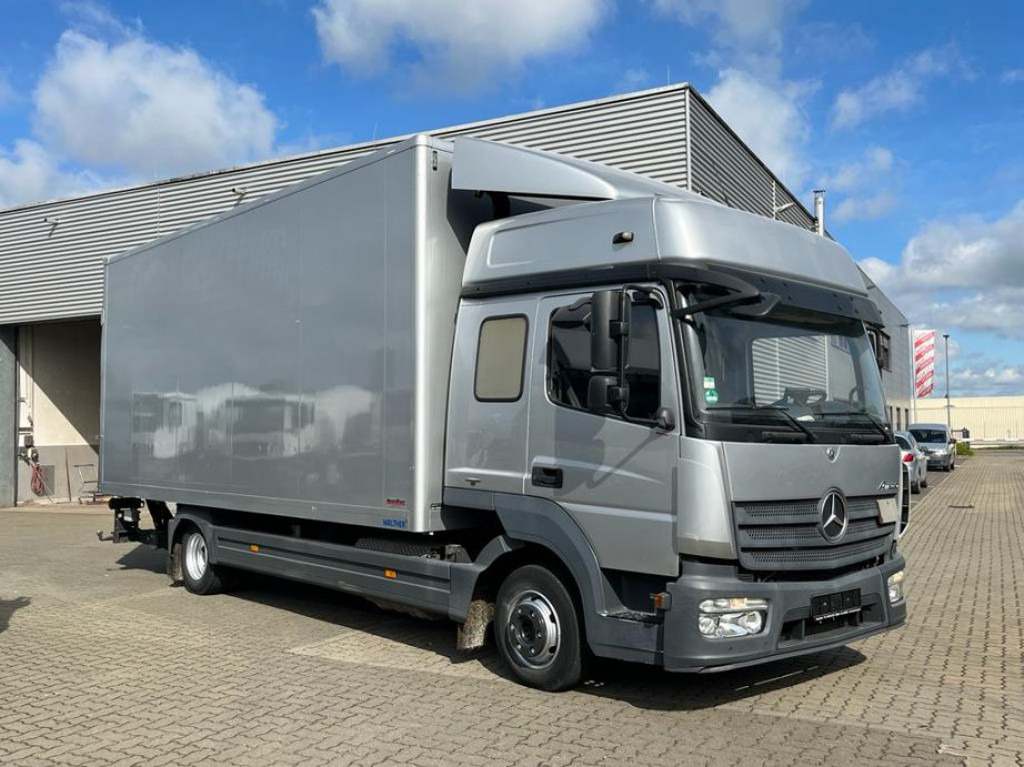MERCEDES-BENZ Atego 818 L Möbelkoffer LBW Möbelkoffer gr.Fhs+Sitzreihe - Комбе фургон: слика 5 MERCEDES-BENZ Atego 818 L Möbelkoffer LBW Möbelkoffer gr.Fhs+Sitzreihe - Комбе фургон: слика 5