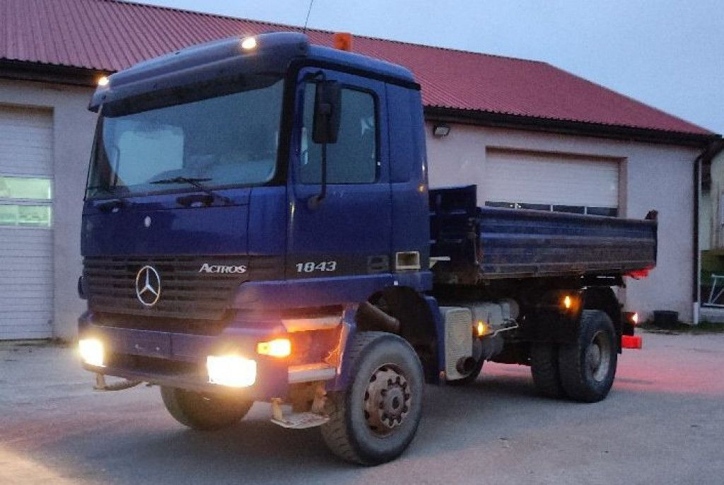Mercedes-Benz Actros 1843 AK 2-Achs Allradkipper Meiller - Кипер: слика 1 Mercedes-Benz Actros 1843 AK 2-Achs Allradkipper Meiller - Кипер: слика 1