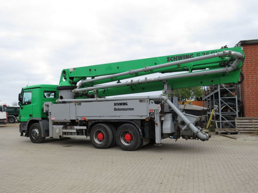 Mercedes-Benz Actros 2641 6x4 Betonpumpe Schwing S 36 X nur 2 - Камион со бетонска пумпа: слика 3 Mercedes-Benz Actros 2641 6x4 Betonpumpe Schwing S 36 X nur 2 - Камион со бетонска пумпа: слика 3