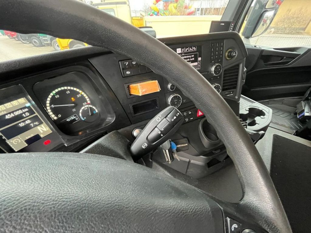 Кипер, Камион со кран Mercedes-Benz Arocs 1845 4x4 HAD 2-Achs Allradkipper Kran Funk Mercedes-Benz Arocs 1845 4x4 HAD 2-Achs Allradkipper Heckkran: слика 9