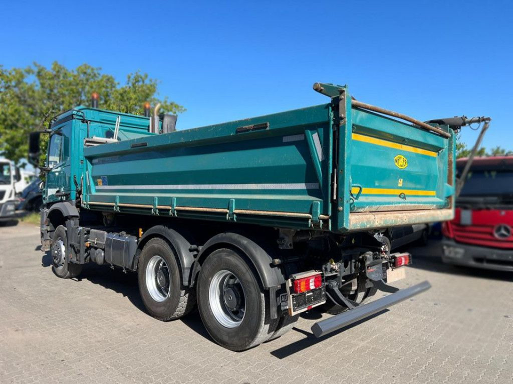 Mercedes-Benz Arocs 2636 6x6 HAD 3-Achs Allradkipper Meiller Mercedes-Benz Arocs 2636 6x6 HAD 3-Achs Allradkipper Meiller - Кипер: слика 3 Mercedes-Benz Arocs 2636 6x6 HAD 3-Achs Allradkipper Meiller Mercedes-Benz Arocs 2636 6x6 HAD 3-Achs Allradkipper Meiller - Кипер: слика 3