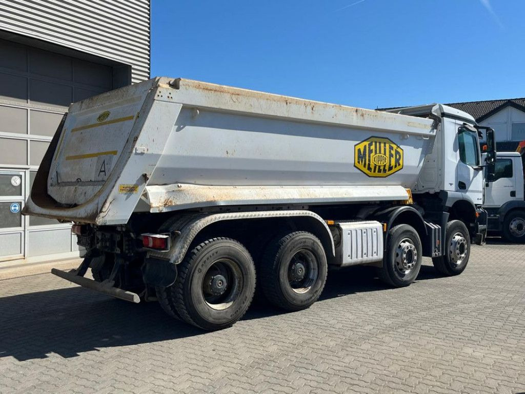 Mercedes-Benz Arocs 3240 B 8x4 4 Achs Muldenkipper Meiller - Кипер: слика 4 Mercedes-Benz Arocs 3240 B 8x4 4 Achs Muldenkipper Meiller - Кипер: слика 4
