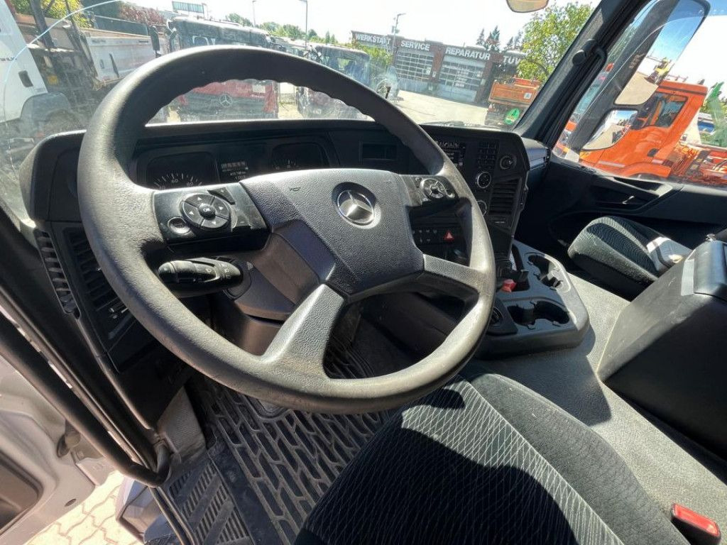 Mercedes-Benz Arocs 3240 B 8x4 4 Achs Muldenkipper Meiller - Кипер: слика 5 Mercedes-Benz Arocs 3240 B 8x4 4 Achs Muldenkipper Meiller - Кипер: слика 5