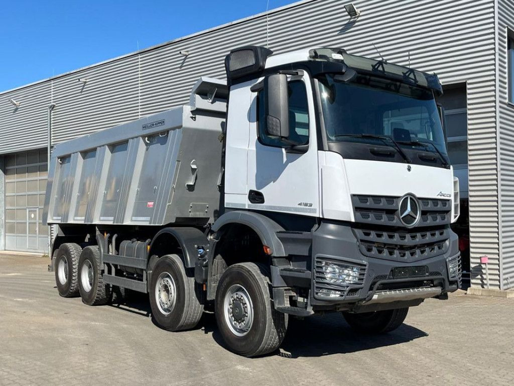 Mercedes-Benz Arocs 4153 8x6 4 Achs Muldenkipper Meiller - Кипер: слика 2 Mercedes-Benz Arocs 4153 8x6 4 Achs Muldenkipper Meiller - Кипер: слика 2