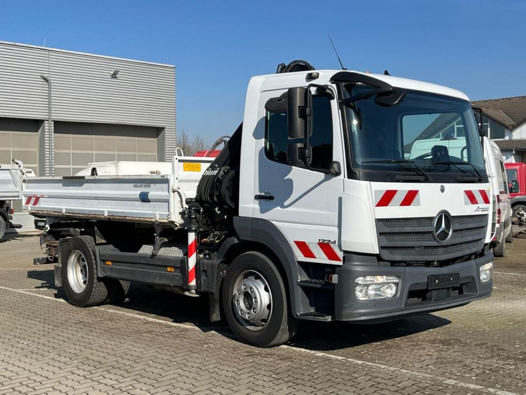 Mercedes-Benz Atego 1224 K 2-Achs Kipper Kran Hiab +Greiferst. - Кипер, Камион со кран: слика 2 Mercedes-Benz Atego 1224 K 2-Achs Kipper Kran Hiab +Greiferst. - Кипер, Камион со кран: слика 2