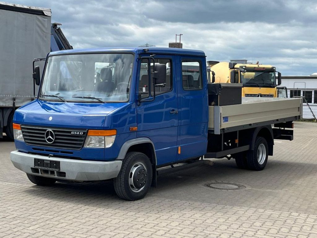Mercedes-Benz Vario 614 D Pritsche Doppelkabine LKW Motor 4.3 - Комбе со отворен сандак, Комби со двојна кабина: слика 1 Mercedes-Benz Vario 614 D Pritsche Doppelkabine LKW Motor 4.3 - Комбе со отворен сандак, Комби со двојна кабина: слика 1