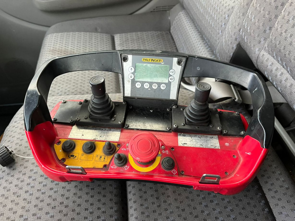 NISSAN (E) NISSAN (E) Cabstar Hubarbeitsbühne 35.13 Palfinger 14mtr - Камион со подигачка кошница: слика 5 NISSAN (E) NISSAN (E) Cabstar Hubarbeitsbühne 35.13 Palfinger 14mtr - Камион со подигачка кошница: слика 5