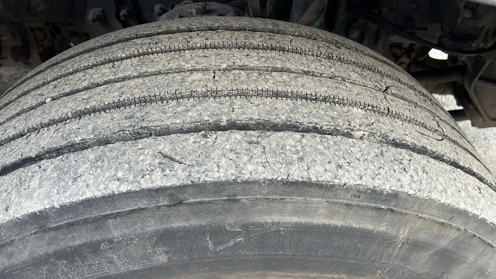 Камион со кука за подигање VOLVO (S) Truck FH 500 6x2 Abrollkipper Funkfernbedienung: слика 6