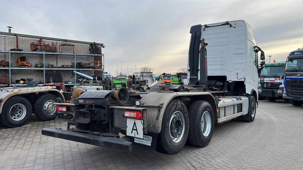 Камион со кука за подигање VOLVO (S) Truck FH 500 6x2 Abrollkipper Funkfernbedienung: слика 10