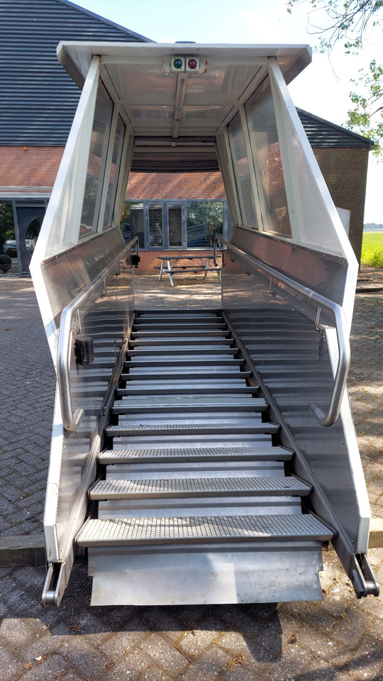 Passenger Stair SPS PTC-15 - Патничка скала: слика 3 Passenger Stair SPS PTC-15 - Патничка скала: слика 3