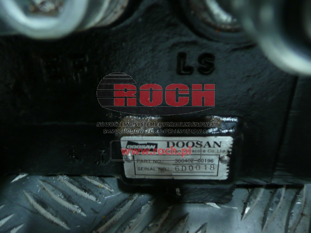DOOSAN 300402-00196 - 1 SEKCYJNY + 410104-00141C 160205 - Хидрауличен вентил: слика 1 DOOSAN 300402-00196 - 1 SEKCYJNY + 410104-00141C 160205 - Хидрауличен вентил: слика 1