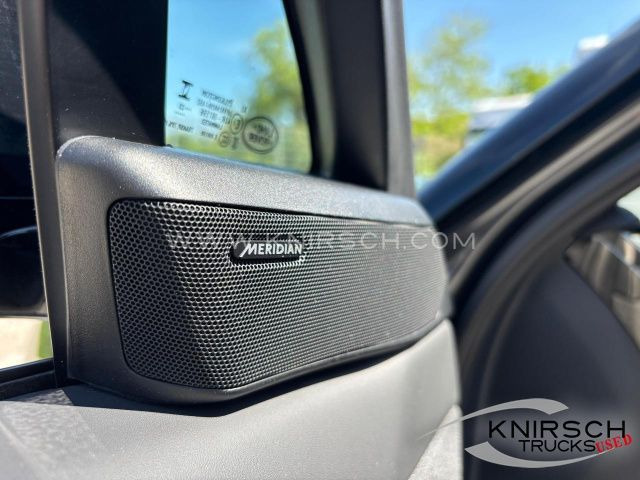 SUV Land Rover Range Rover Sport P440e Hybrid SE: слика 18