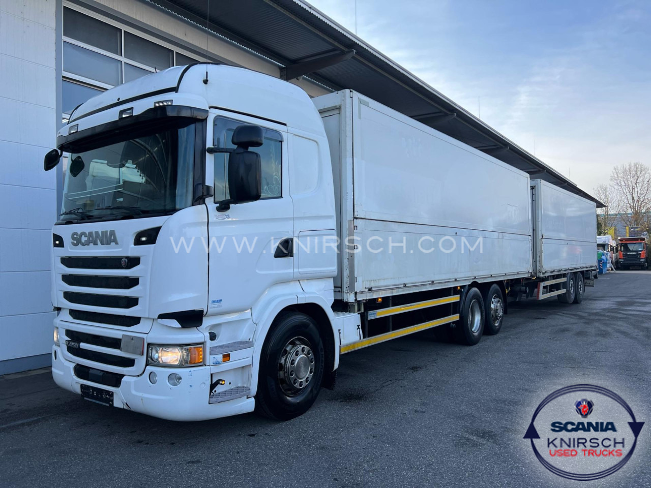 SCANIA R 450 LB6x2*4MNB Getränkeaufbau mit Anhänger - Камион со кабинска шасија: слика 1 SCANIA R 450 LB6x2*4MNB Getränkeaufbau mit Anhänger - Камион со кабинска шасија: слика 1