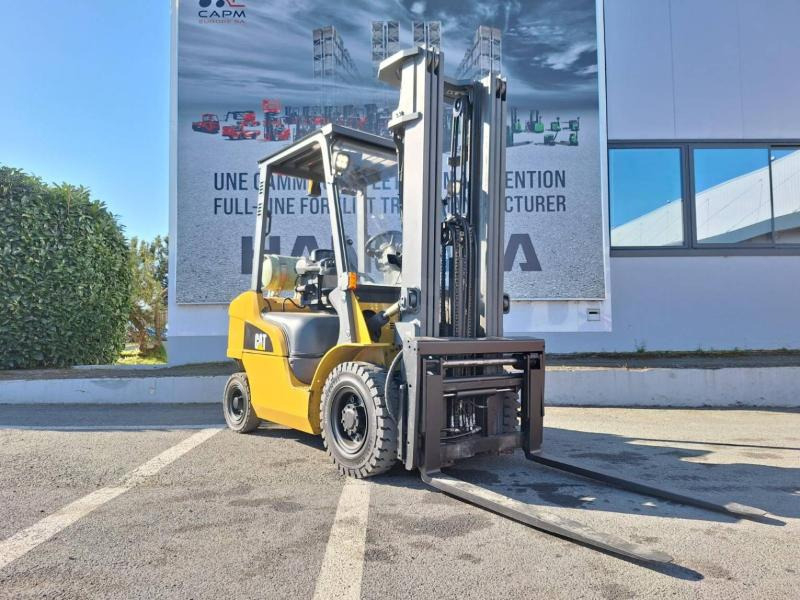 Caterpillar GP25NT - Плински вилушкар: слика 2 Caterpillar GP25NT - Плински вилушкар: слика 2