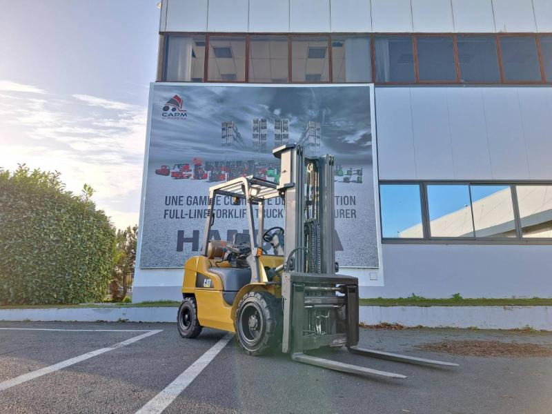 Caterpillar GP30NTD - Плински вилушкар: слика 2 Caterpillar GP30NTD - Плински вилушкар: слика 2