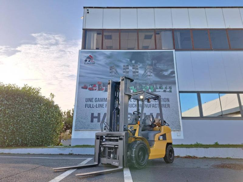 Caterpillar GP30NTD - Плински вилушкар: слика 1 Caterpillar GP30NTD - Плински вилушкар: слика 1