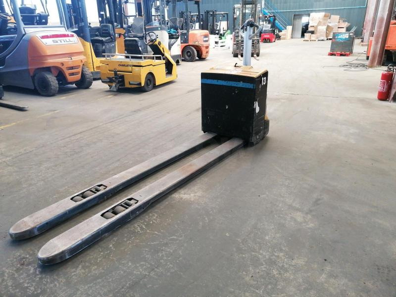 Caterpillar NPP20N2 - Вилушкар за палети: слика 1 Caterpillar NPP20N2 - Вилушкар за палети: слика 1