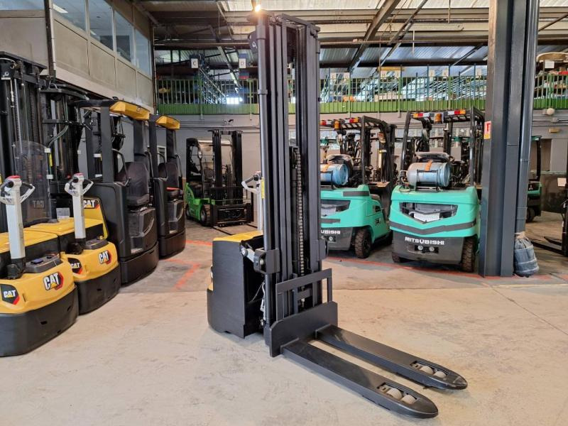 Caterpillar NSP16NI - Сложувач: слика 3 Caterpillar NSP16NI - Сложувач: слика 3