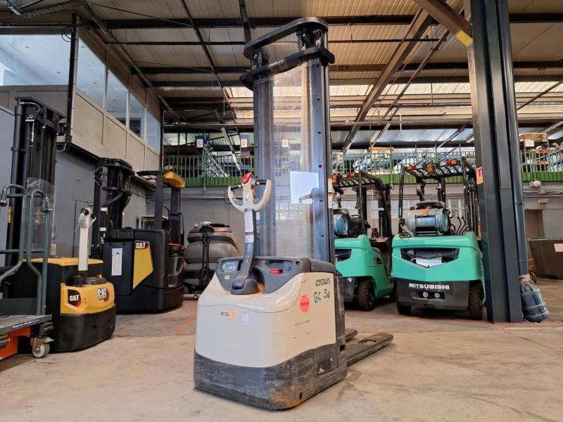 Crown ES4000-1.6 - Сложувач: слика 4 Crown ES4000-1.6 - Сложувач: слика 4