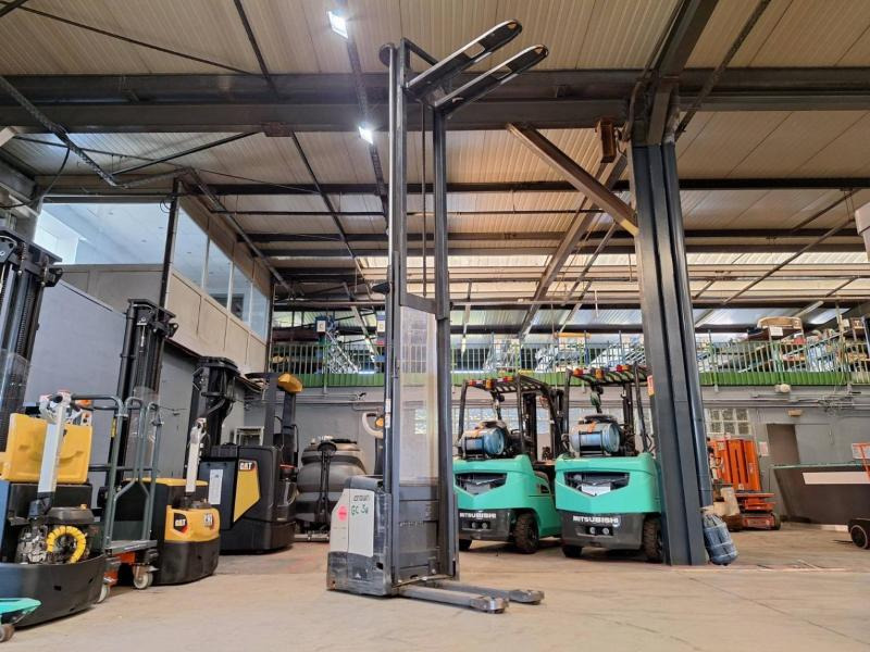 Лизинг на Crown ES4000-1.6 Crown ES4000-1.6: слика 7