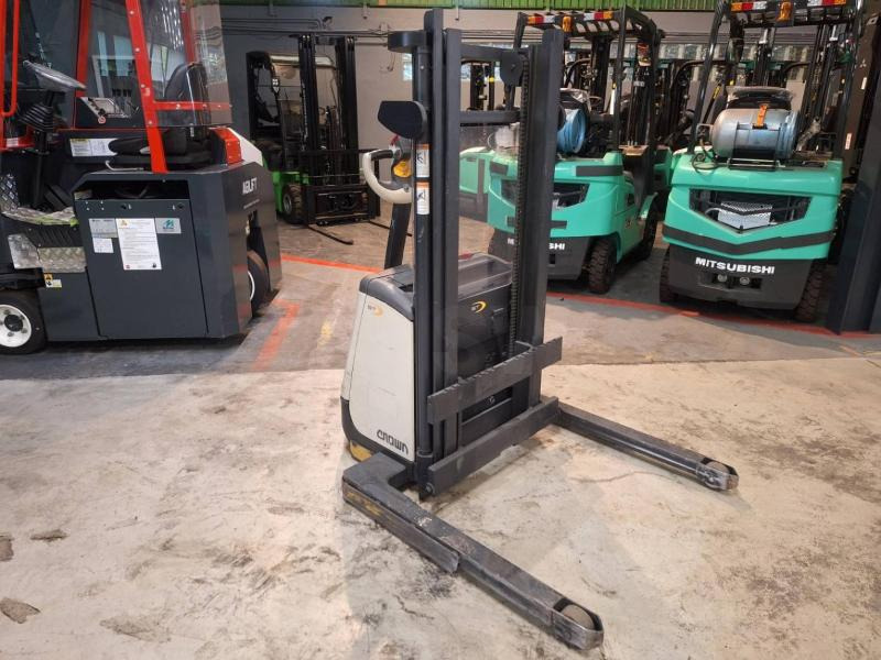 Crown ST3000-1.0 - Сложувач: слика 1 Crown ST3000-1.0 - Сложувач: слика 1