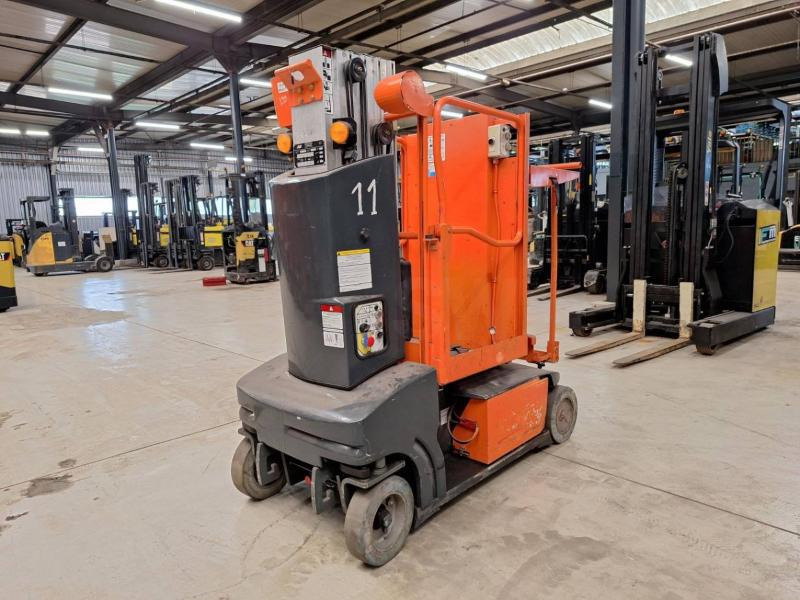 JLG Toucan Duo - Вертикален јарболски подигнувач: слика 1 JLG Toucan Duo - Вертикален јарболски подигнувач: слика 1