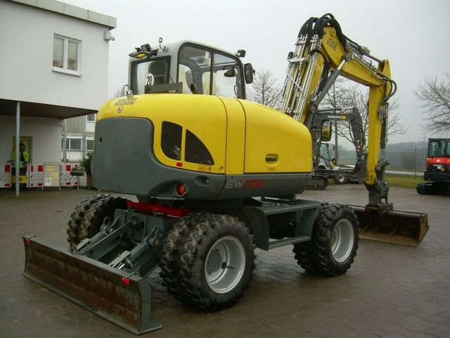 Wacker EW 100, Bj 20, 1750 BH, VA, Powertilt HS08, GL Wacker EW 100, Bj 20, 1750 BH, VA, Powertilt HS08, GL - Багер на тркала: слика 3 Wacker EW 100, Bj 20, 1750 BH, VA, Powertilt HS08, GL Wacker EW 100, Bj 20, 1750 BH, VA, Powertilt HS08, GL - Багер на тркала: слика 3