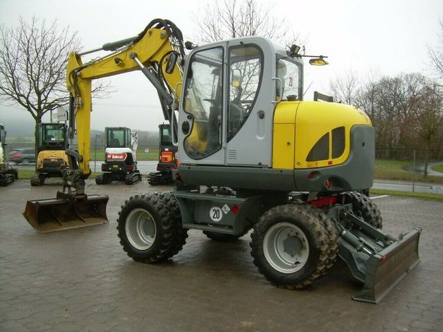 Wacker EW 100, Bj 20, 1750 BH, VA, Powertilt HS08, GL Wacker EW 100, Bj 20, 1750 BH, VA, Powertilt HS08, GL - Багер на тркала: слика 2 Wacker EW 100, Bj 20, 1750 BH, VA, Powertilt HS08, GL Wacker EW 100, Bj 20, 1750 BH, VA, Powertilt HS08, GL - Багер на тркала: слика 2