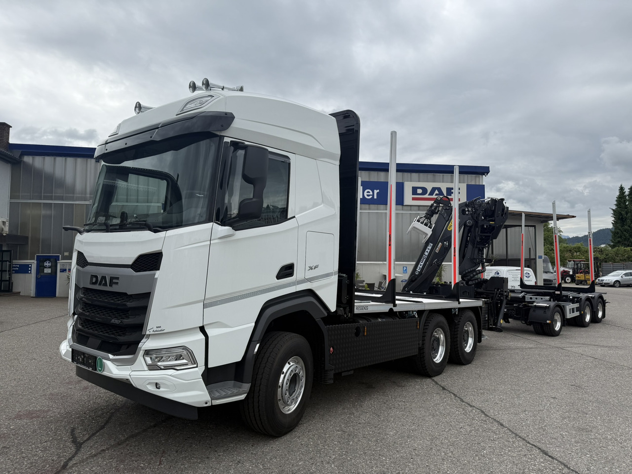 DAF XF FAT XF 530 - Камион за дрва, Камион со кран: слика 3 DAF XF FAT XF 530 - Камион за дрва, Камион со кран: слика 3