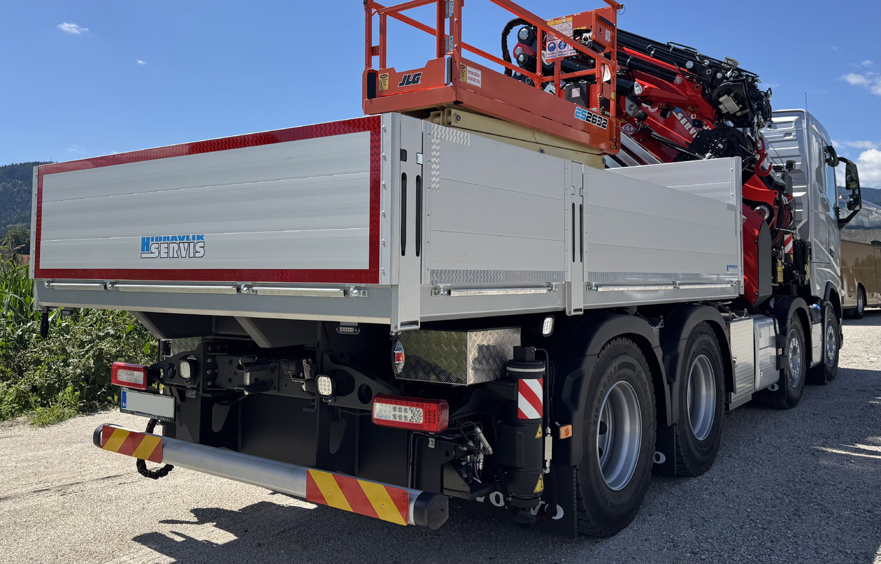VOLVO Hiab Palfinger Fassi F1450-8 JIB-6 - Камион со кран: слика 4 VOLVO Hiab Palfinger Fassi F1450-8 JIB-6 - Камион со кран: слика 4