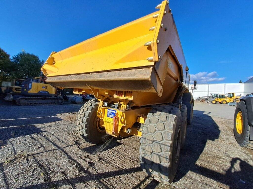 Volvo A25G - Зглобен истоварувач: слика 2 Volvo A25G - Зглобен истоварувач: слика 2
