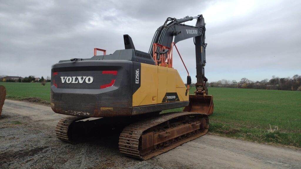 Volvo EC250EL - Багер гасеничар: слика 2 Volvo EC250EL - Багер гасеничар: слика 2