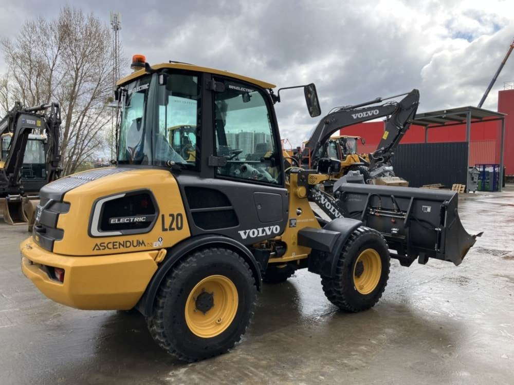 Volvo JL20H Electric - Компактен натоварувач: слика 3 Volvo JL20H Electric - Компактен натоварувач: слика 3