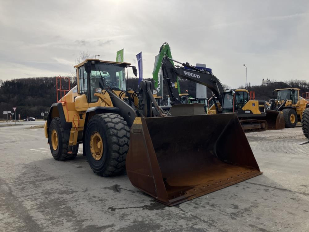 Volvo L180H - Натоварувач на тркала: слика 1 Volvo L180H - Натоварувач на тркала: слика 1