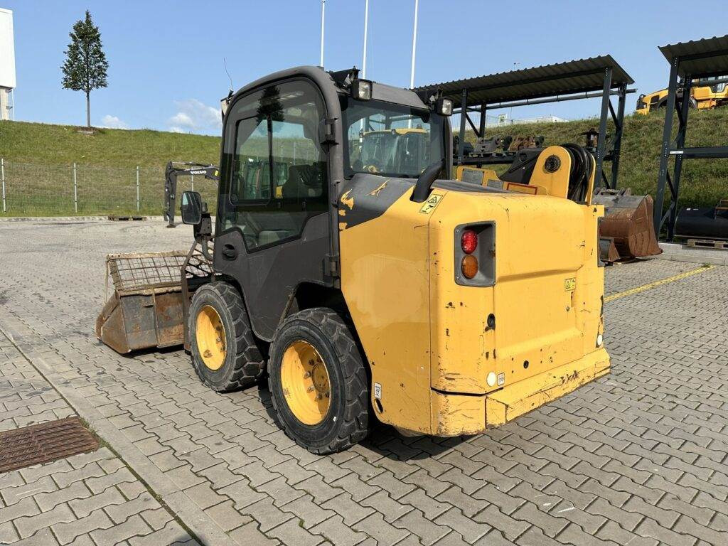 Volvo MC70C - Компактен натоварувач: слика 3 Volvo MC70C - Компактен натоварувач: слика 3